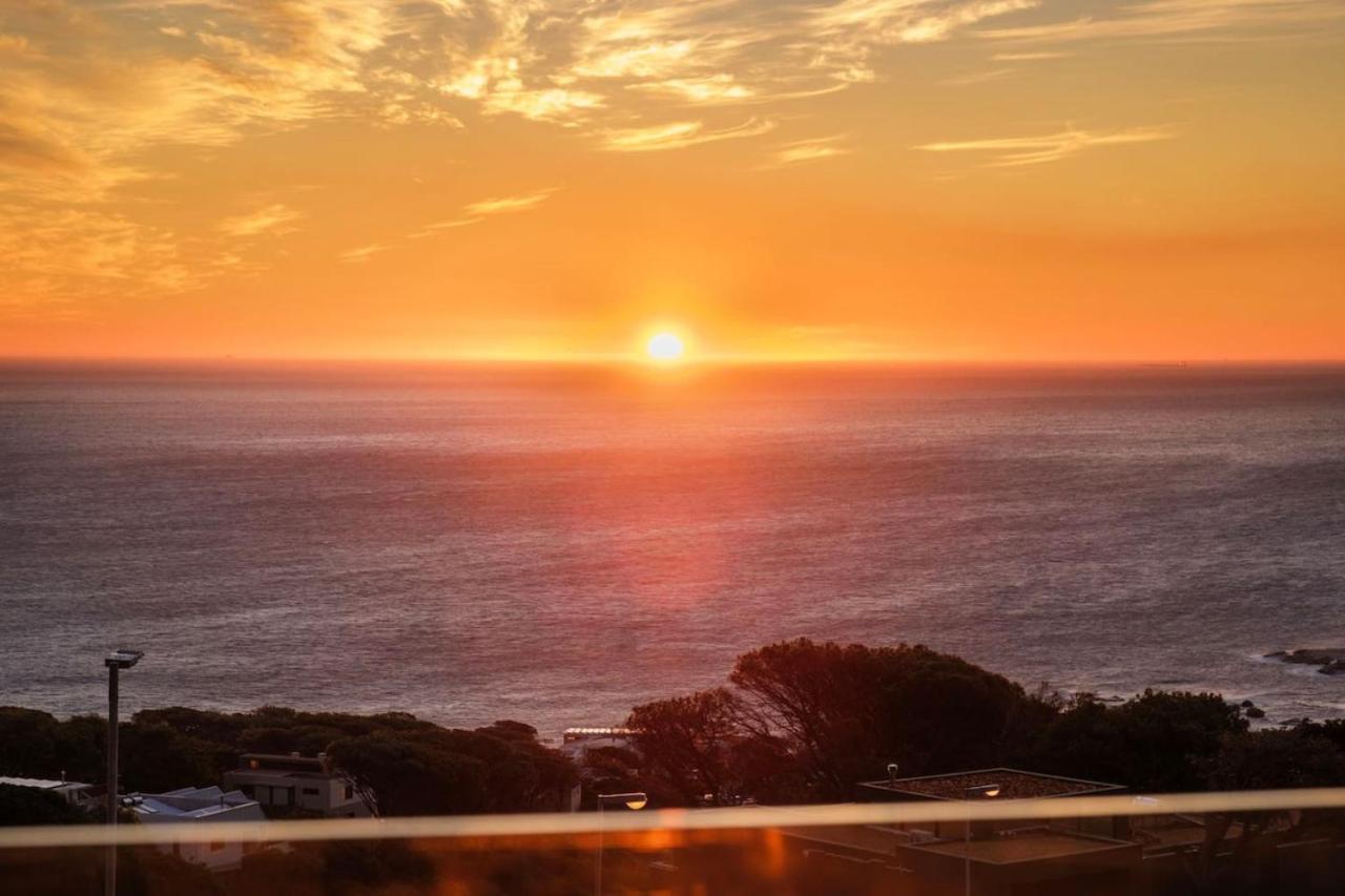 Villa Hot Tub Heated Pool Fully Serviced Inverter Cape Town