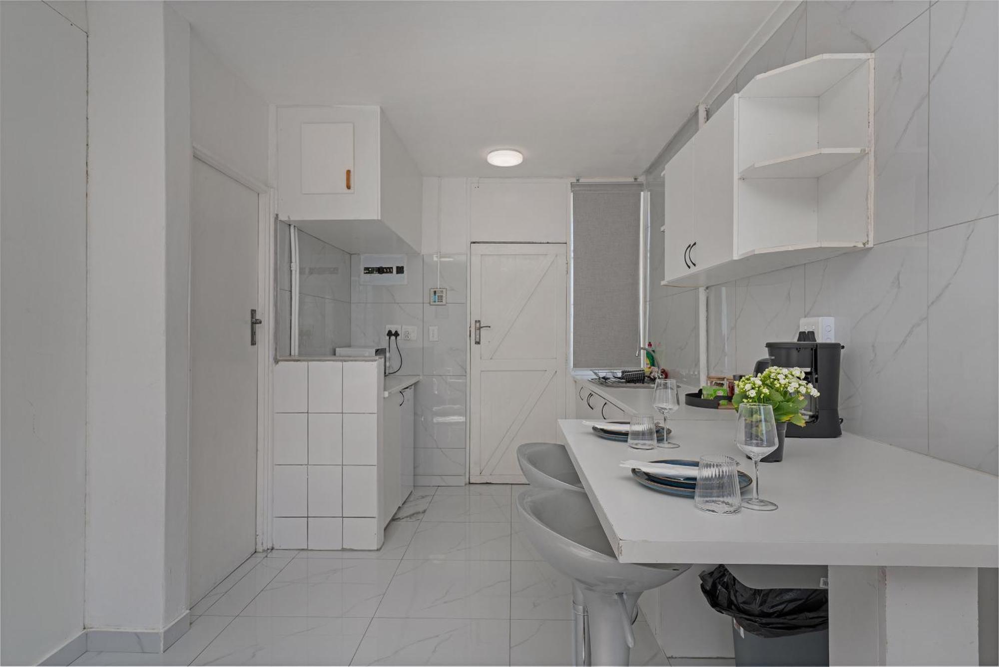 Apartment Winter Special! Cozy Luxury Lifestyle! Cape Town