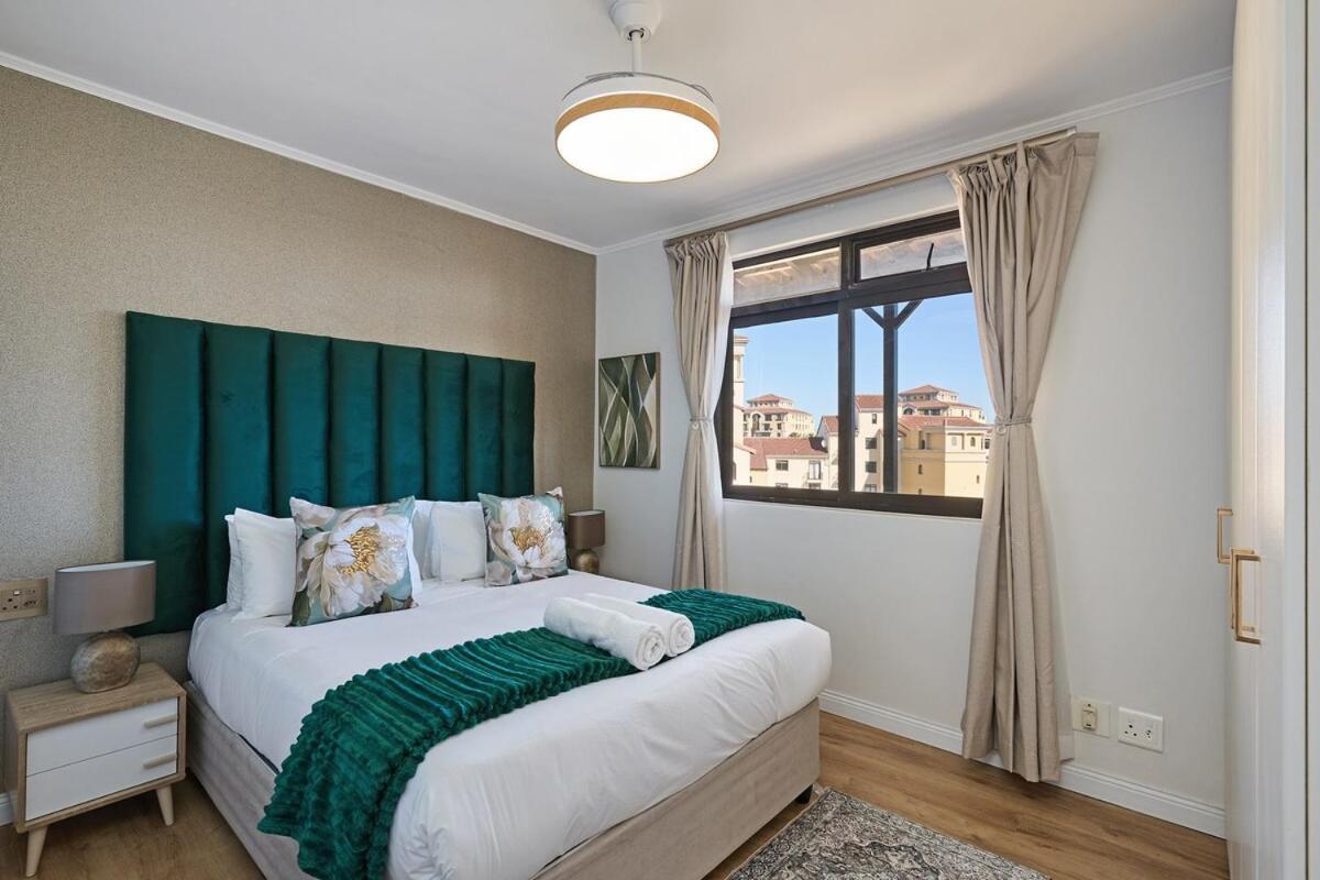 8 Sleeper Luxury Duplex Penthouse Apartment
