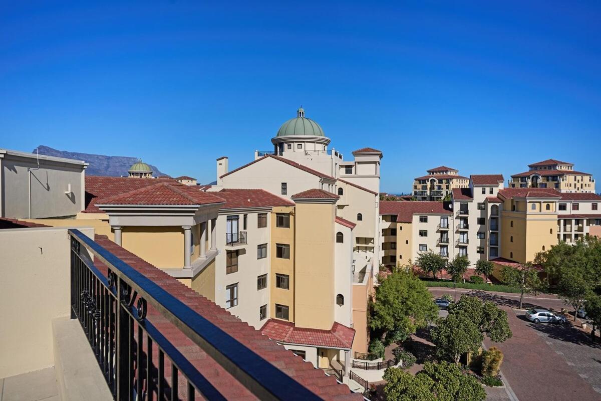 8 Sleeper Luxury Duplex Penthouse Apartment *