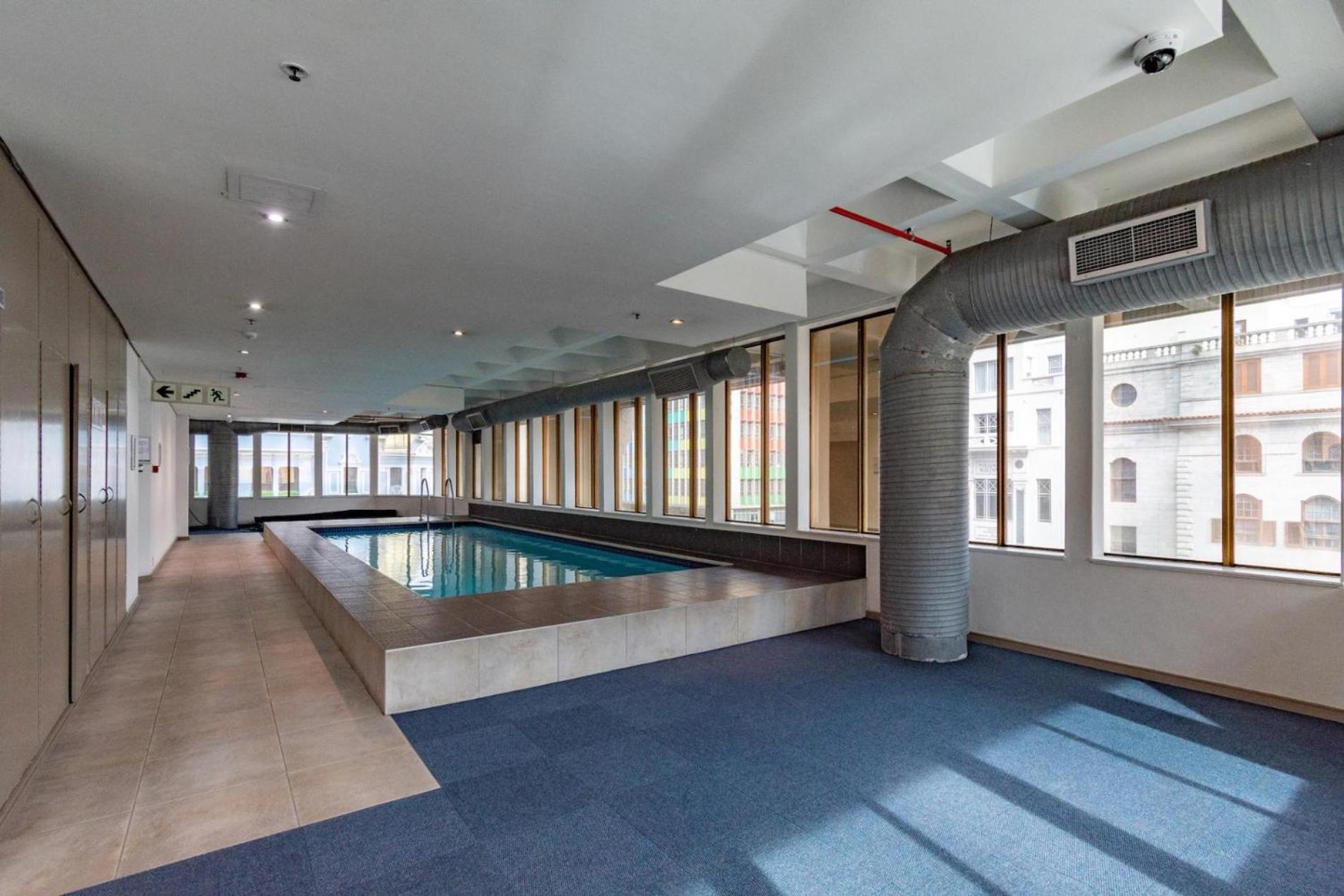 Pad With Gym Pool Iconic Views
