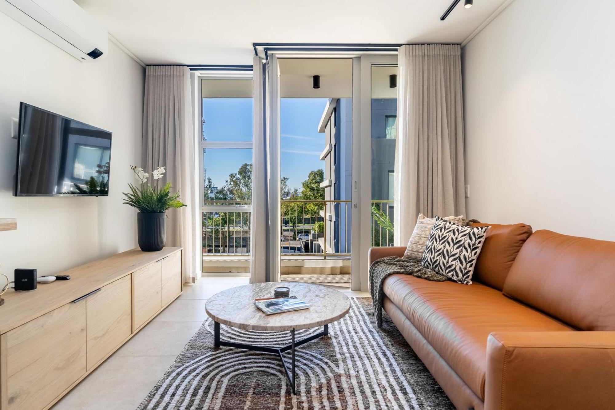 The Braemar * Cape Town