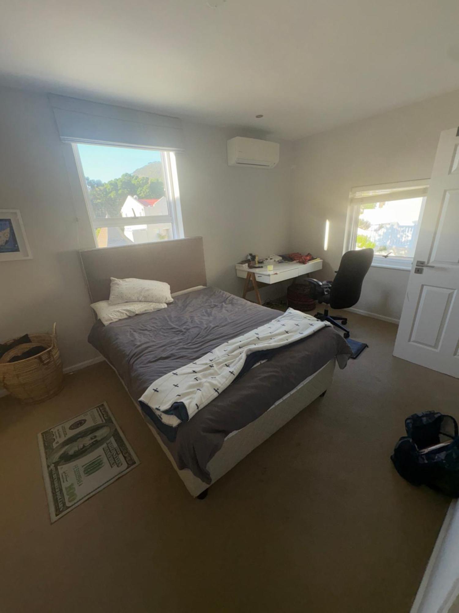 Secure Estate With 24 Hour Surveillance