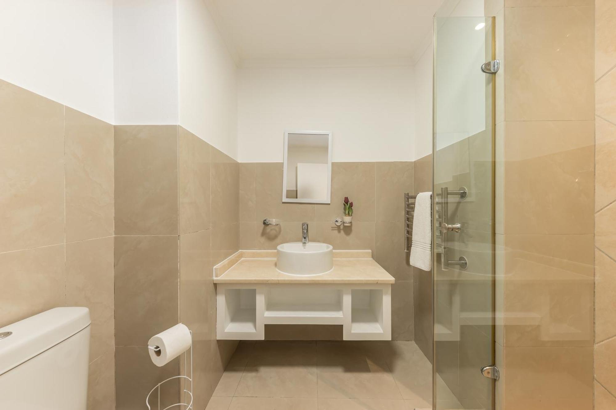 The Centurion 86 Apartamento