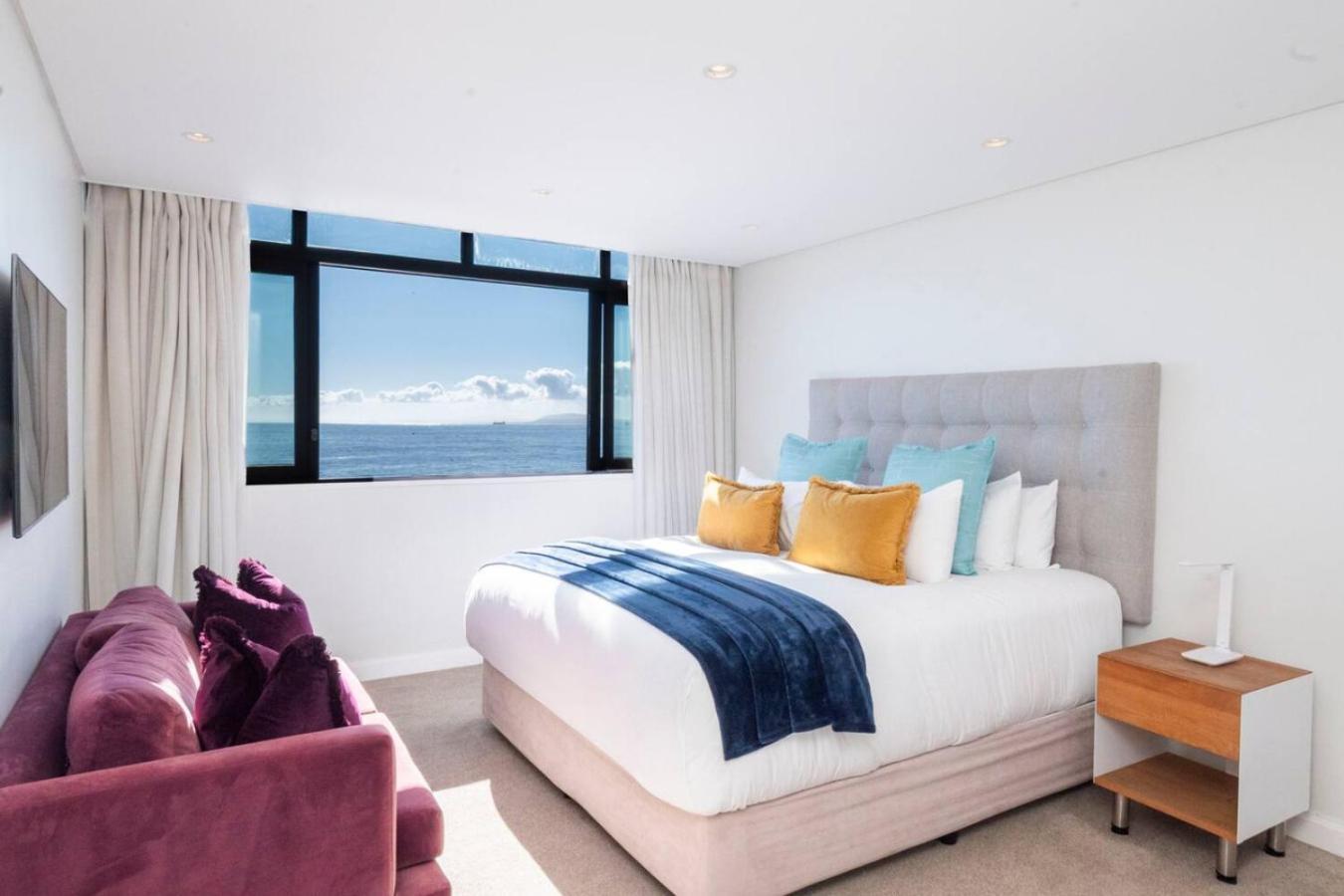 2 Queen Bed Sea View Promenade Fast Wifi *