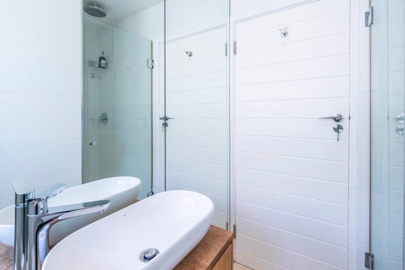 Apartment 2 Queen Bed Sea View Promenade Fast Wifi Cape Town