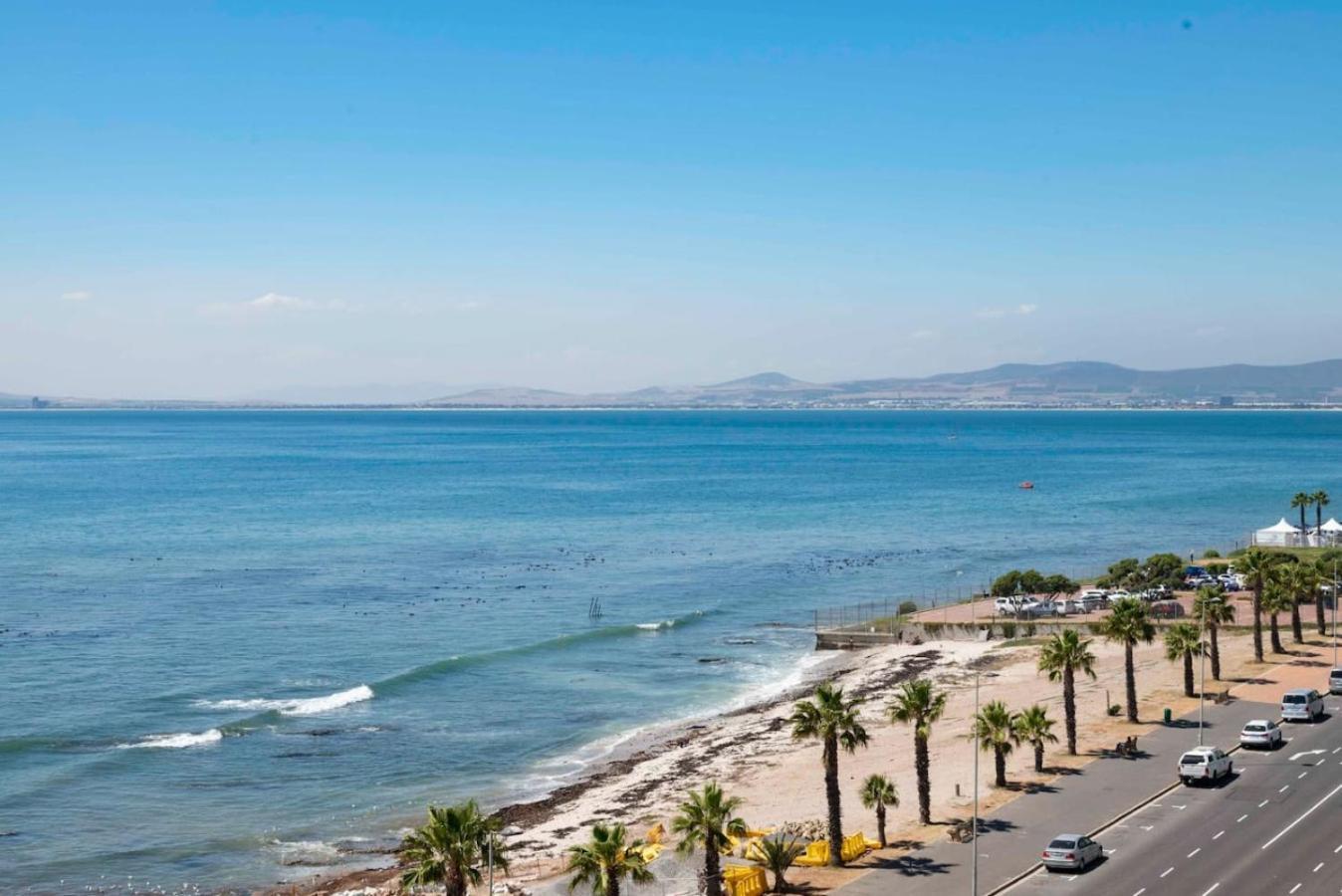 Apartment W King Bed Sea Views Promenade Cape Town