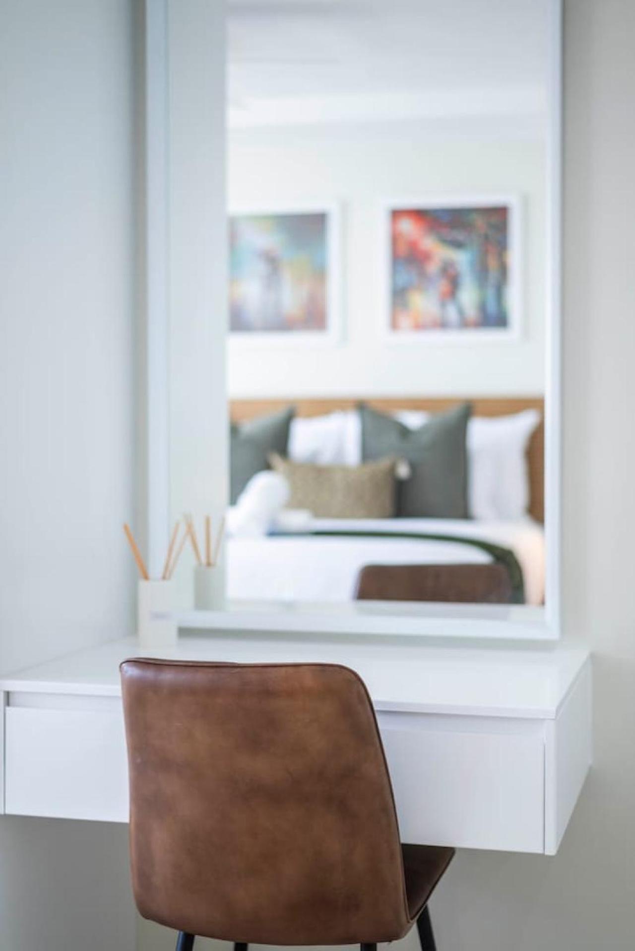 W King Bed Sea Views Promenade *