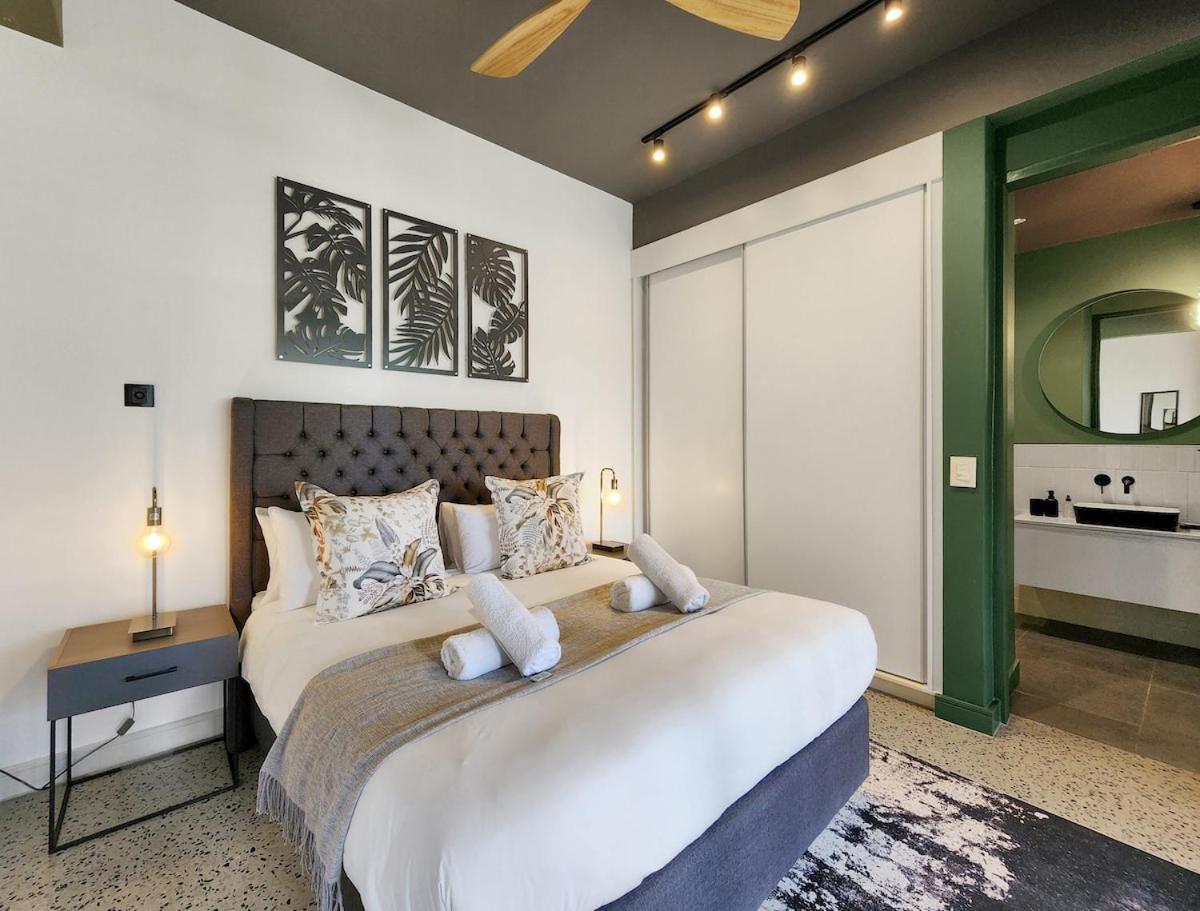 Stylish, Modern, New, Secure * Cape Town