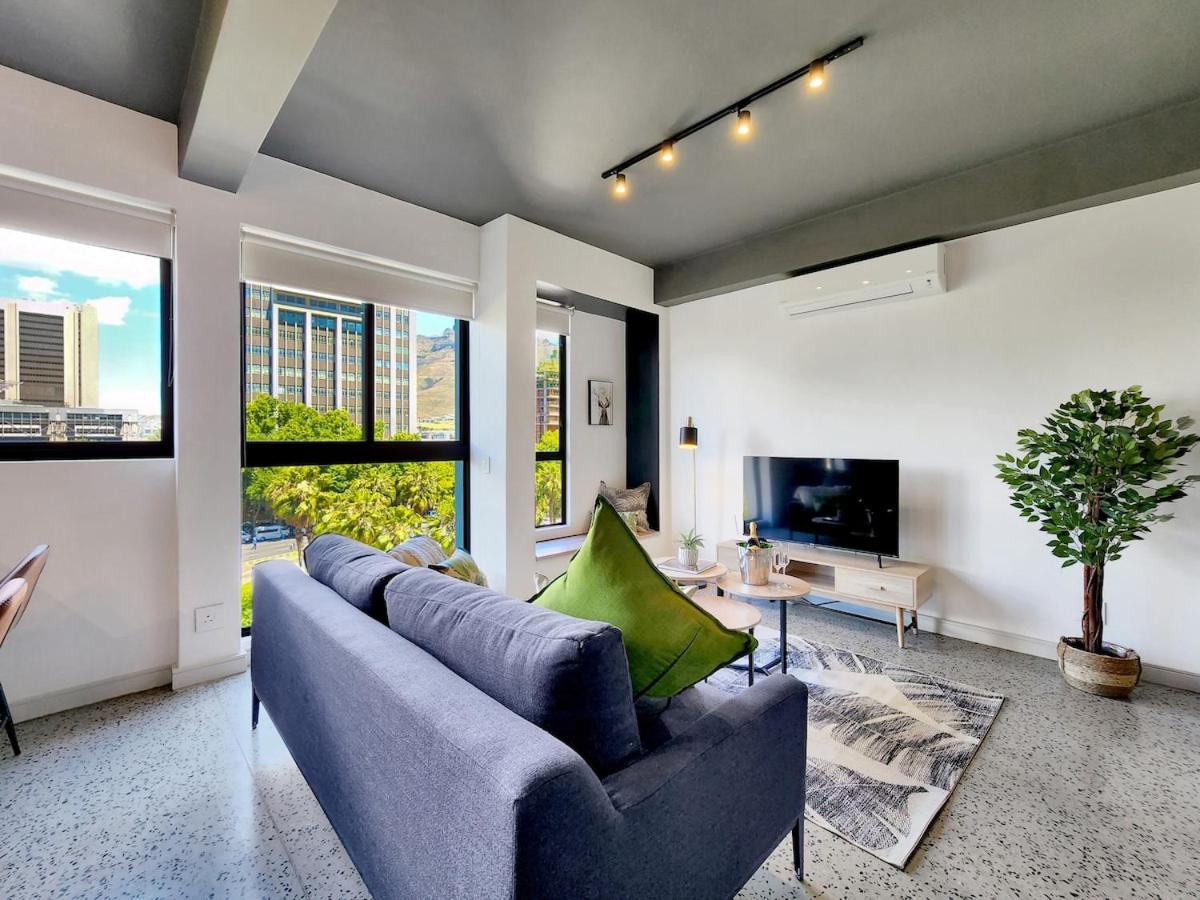 Stylish, Modern, New, Secure * Cape Town