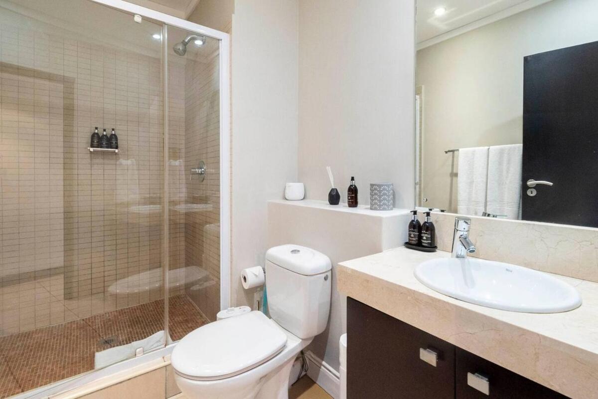 2 Bedroom Escape In The