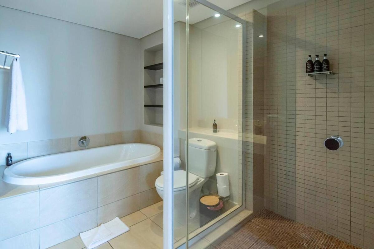 Apartment 2 Bedroom Escape In The *