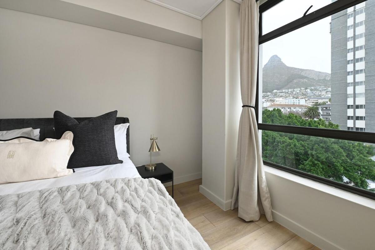 Apartment Esme Ocean Breeze 1 Bedroom In Sea Point