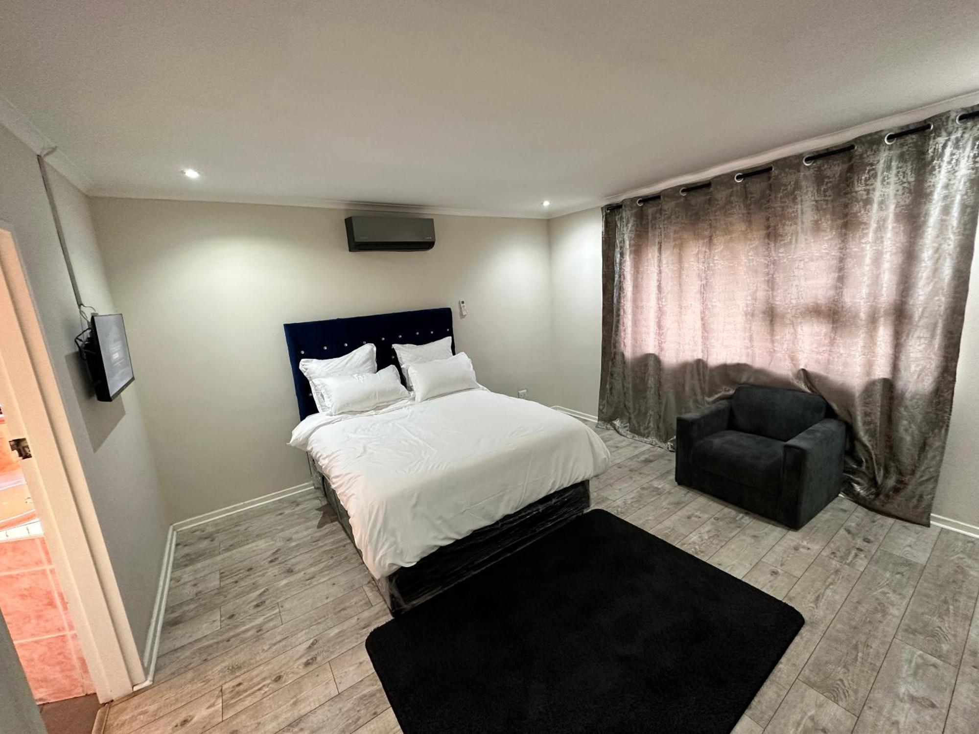 Guest house Joy House *