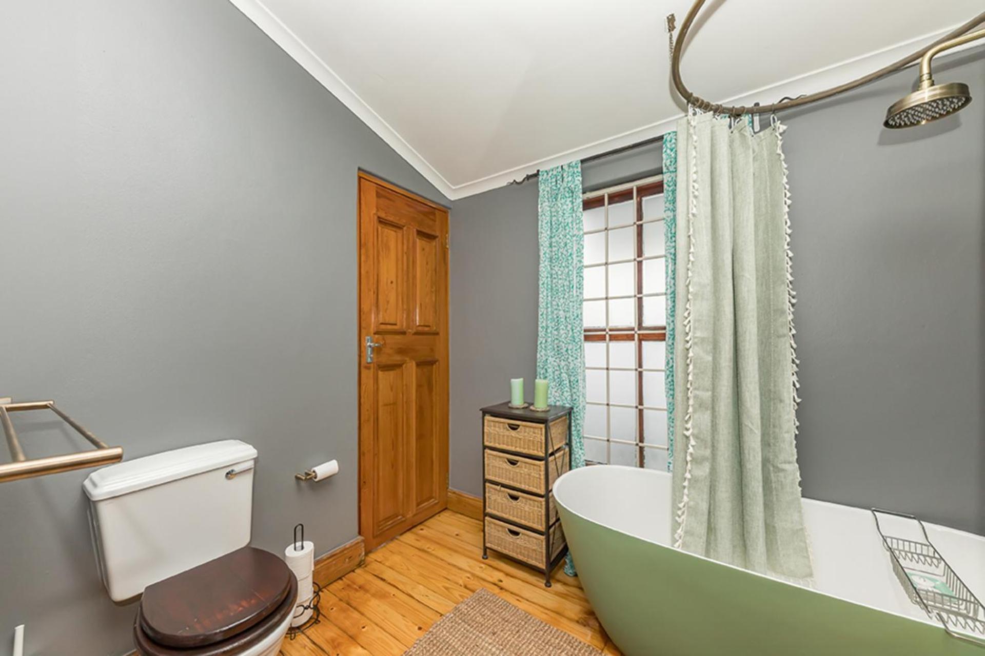 Escape To Tranquility In Claremont * Cape Town