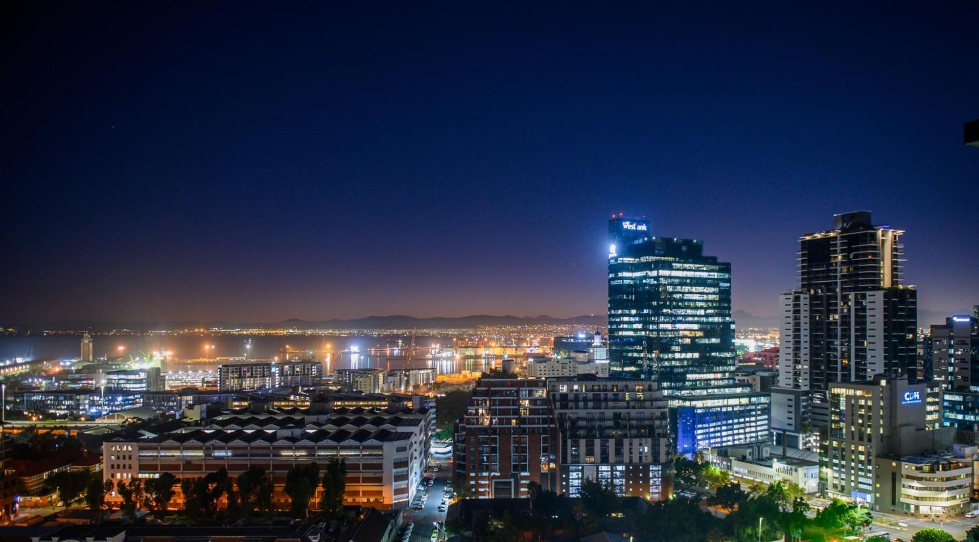 The Capital Mirage 5* Cape Town