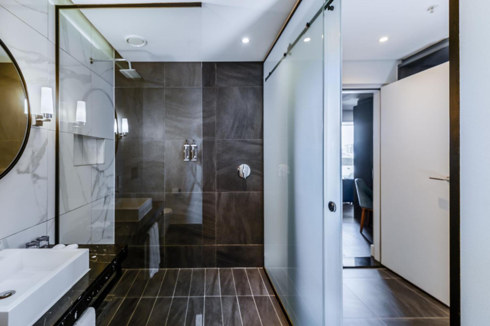 The Capital Mirage 5* Cape Town