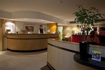 Hotel Road N1 *
