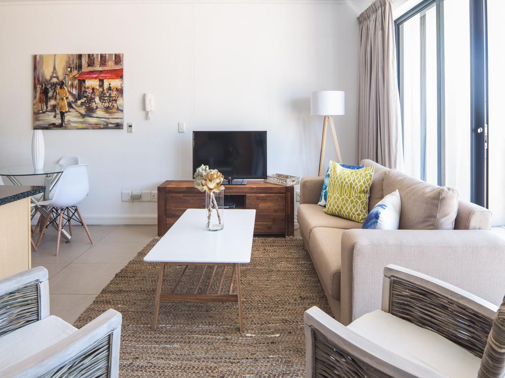 Rockwell Luxury Apartment
