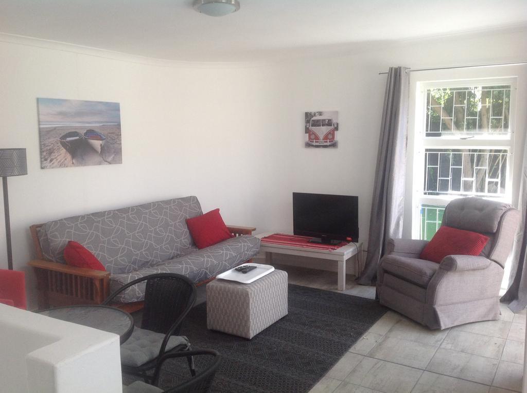 Apartment The - 8 Hertzog Rd *