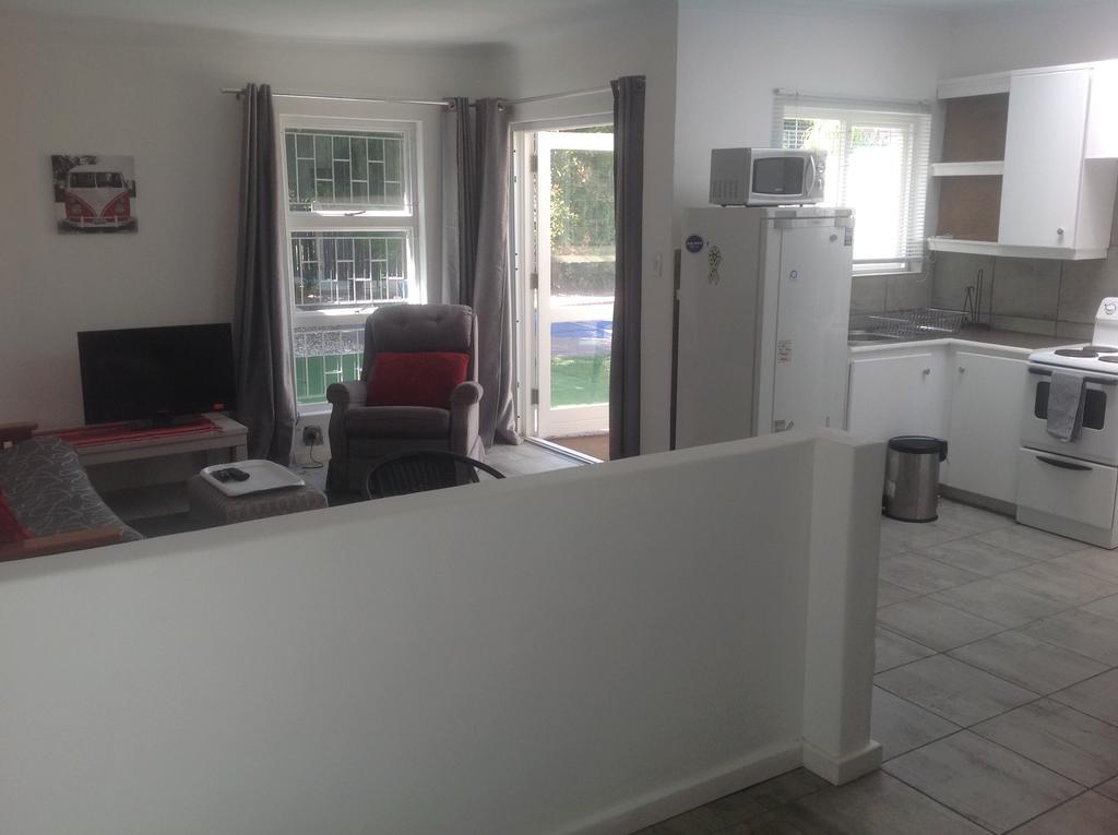 Apartment The - 8 Hertzog Rd Cape Town
