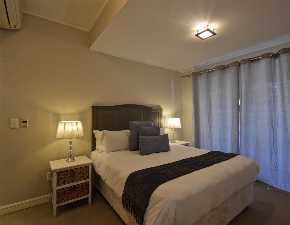 Rockwell Luxury *