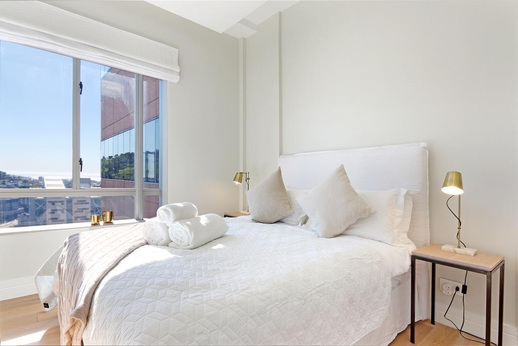 Triangle Luxury By Totalstay Apartment