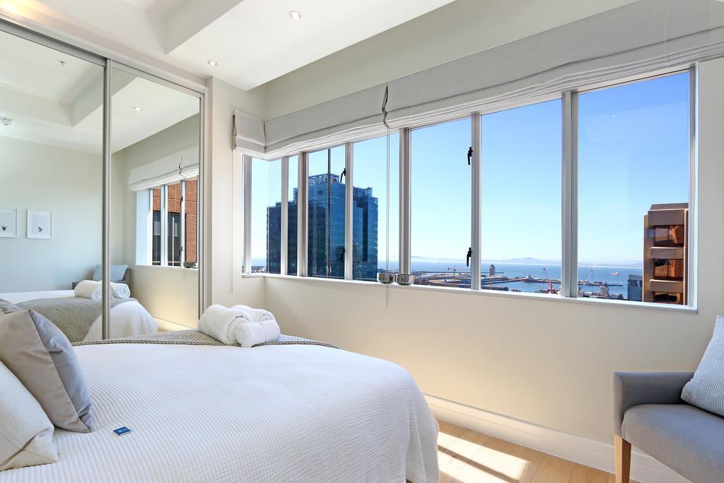 Triangle Luxury By Totalstay Apartment
