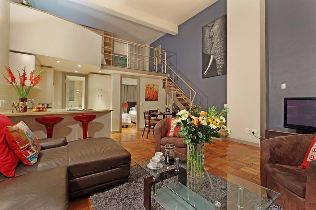 Apartment Afribode Old Mutual - Acacia Place *