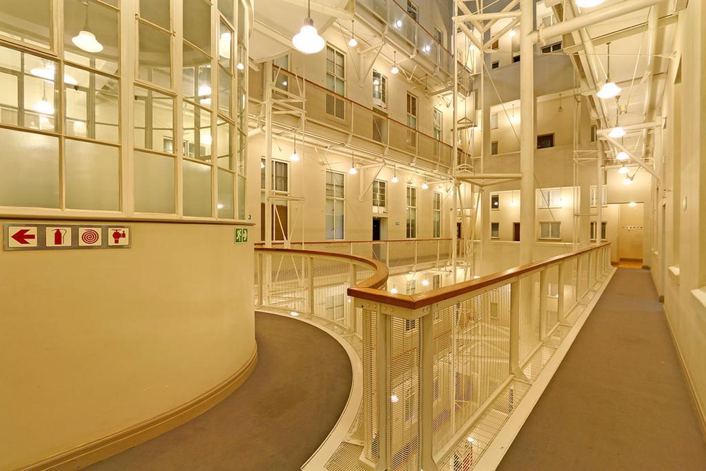 Apartment Afribode Old Mutual - Acacia Place *