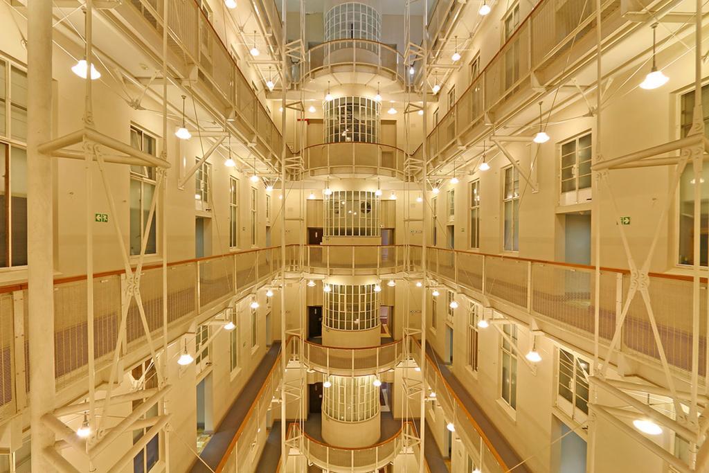 Apartment Afribode Old Mutual - Acacia Place Cape Town