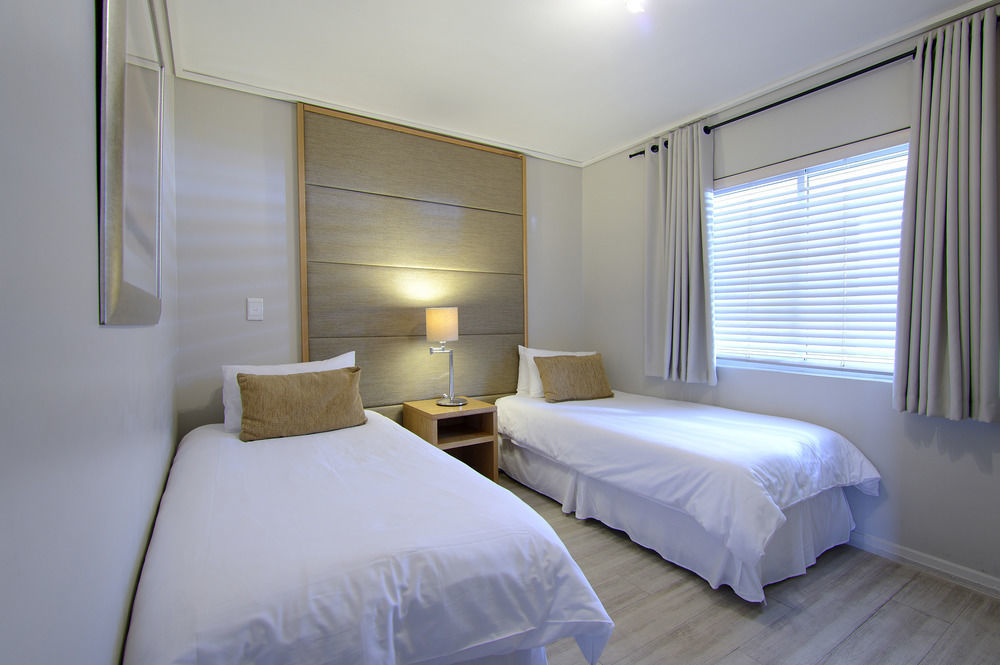 Sunstays Lagoon Beach Apartments Cape Town
