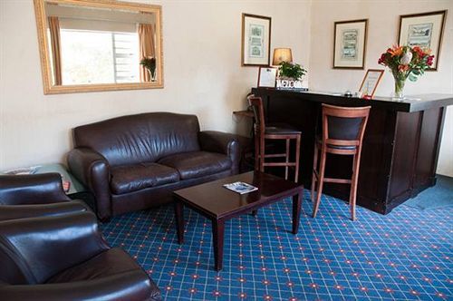 Altona Guest house 2*
