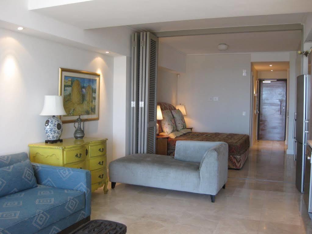 702 Canal Quays