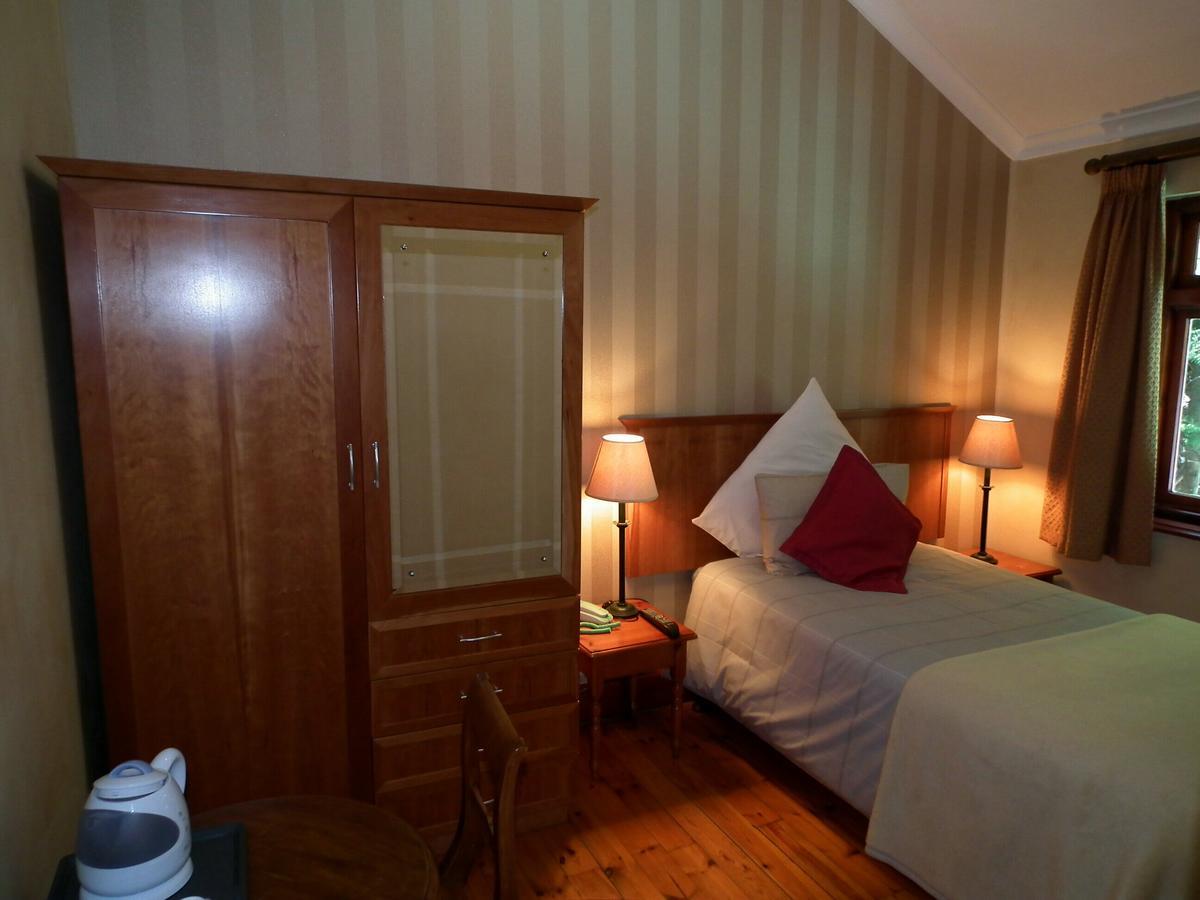 Clarence House Bed & Breakfast