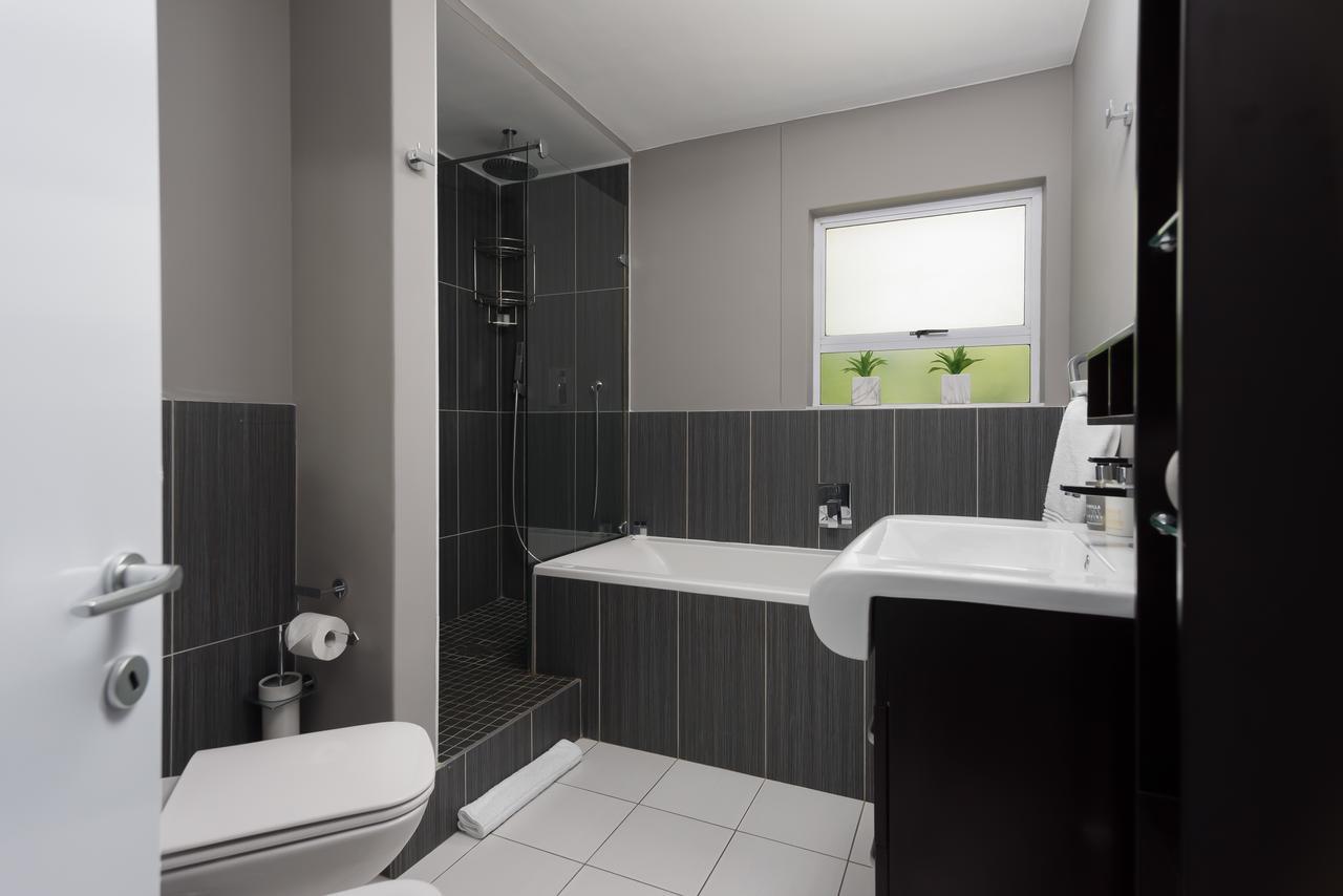 Sanhill Terrace 7 *