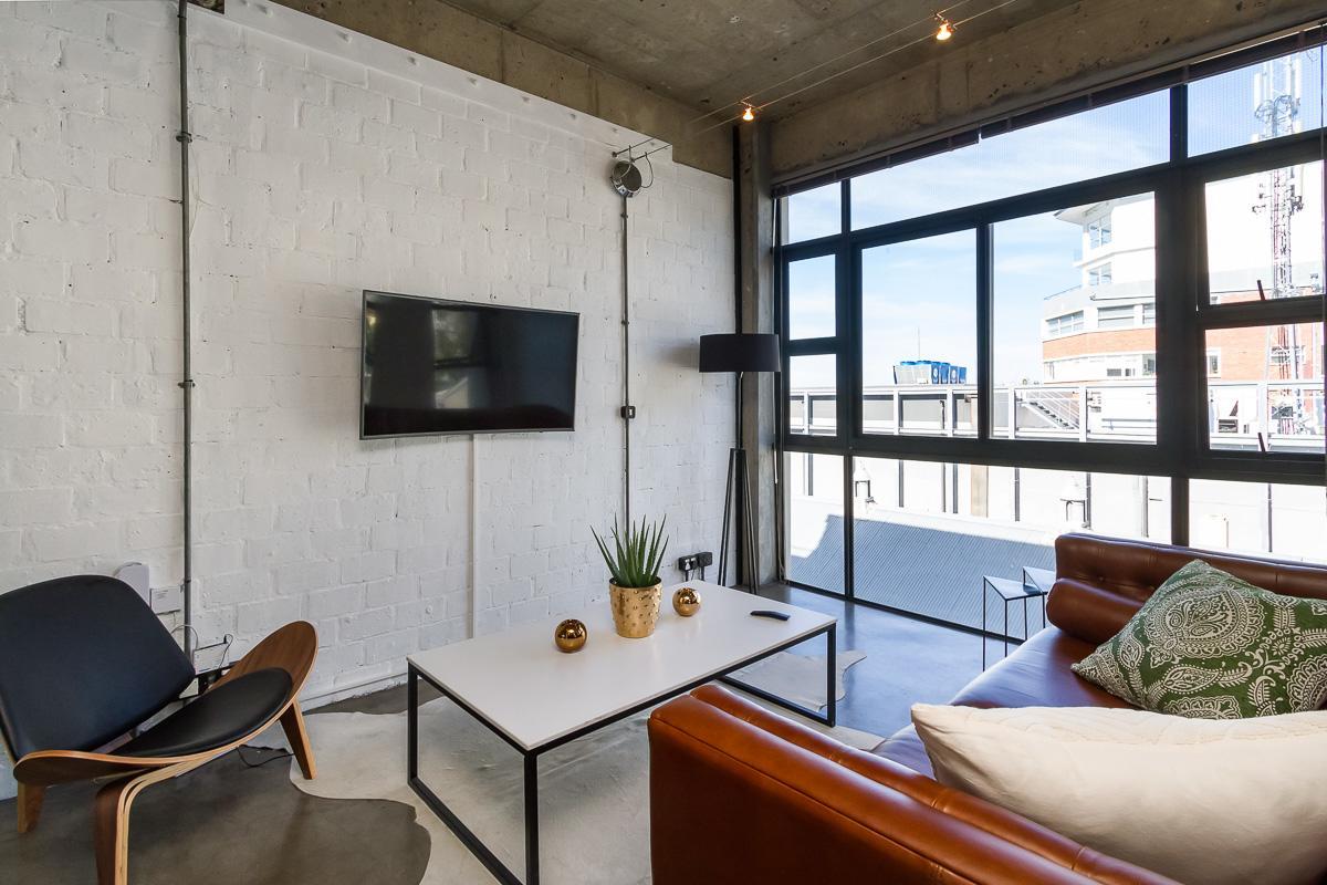 Apartment Temple House