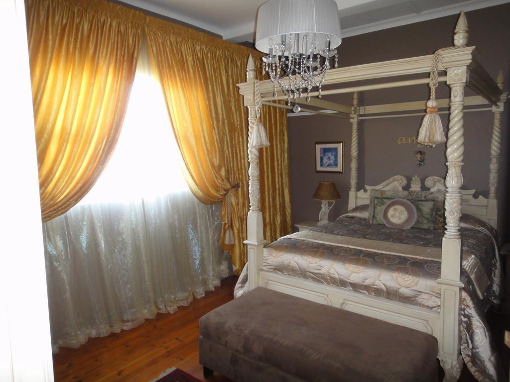 The Chocolate House Bed & Breakfast 4*