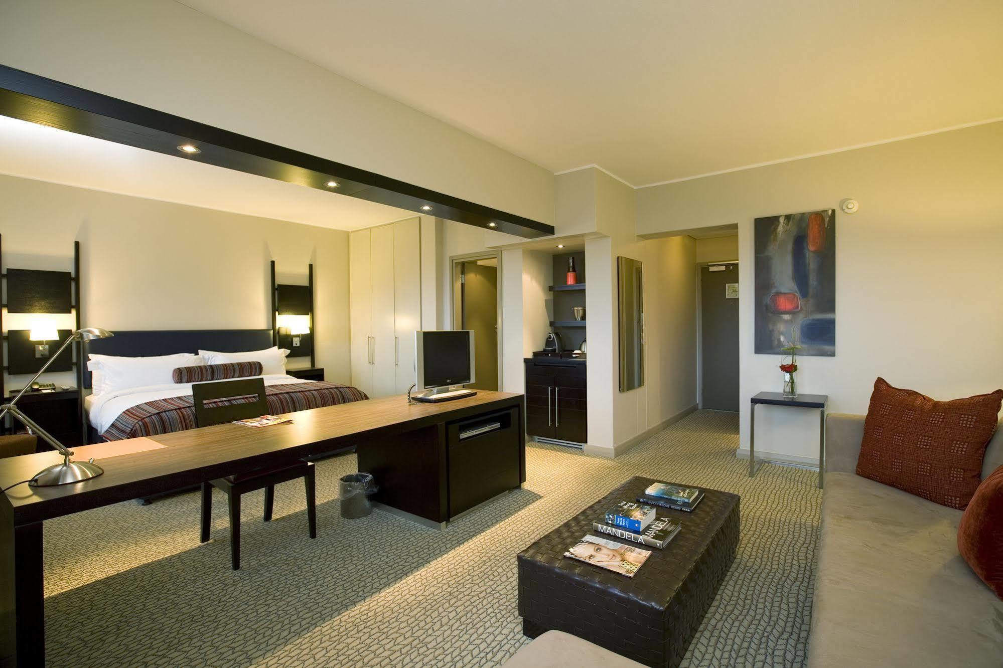 Southern Sun Newlands Hotel