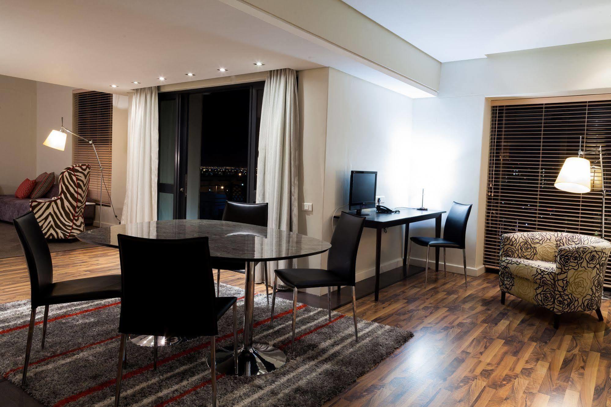 Colosseum Hotel 4*