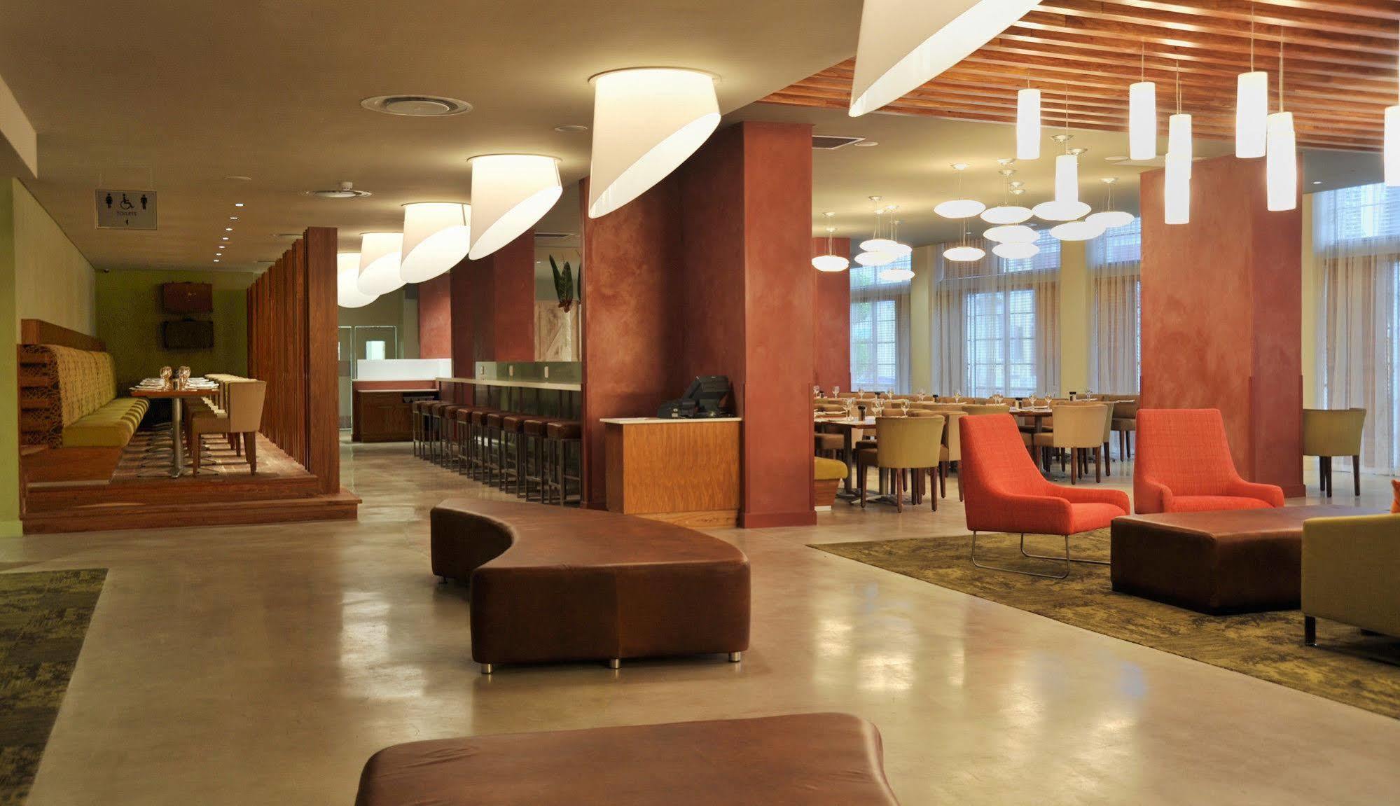 Garden Court Victoria Junction Hotel 4*
