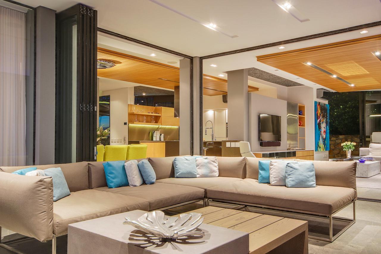 Geneva House Villa *