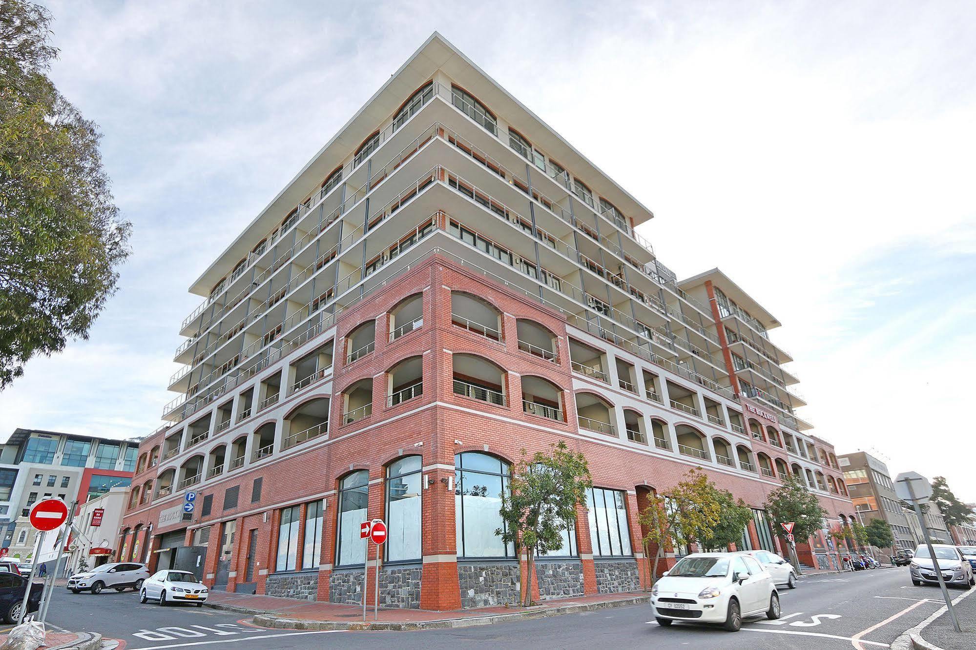 Rockwell Suites By Totalstay Apartment