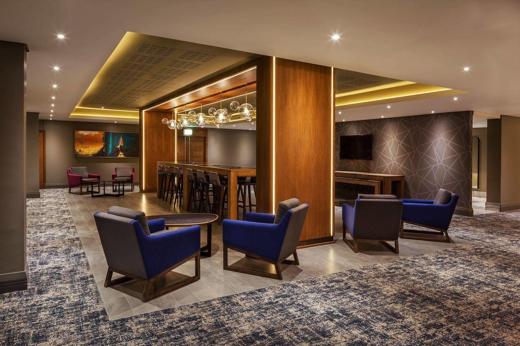 Sunsquare Bowl Hotel 4*