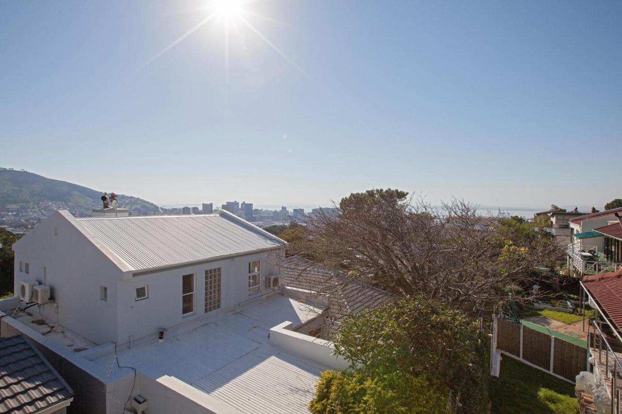 20 Belladonna Avenue Vredehoek Guest house