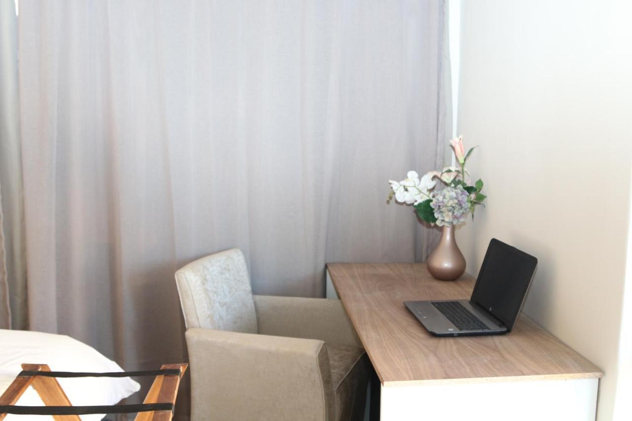 Bed & Breakfast Nia On 131 Cape Town
