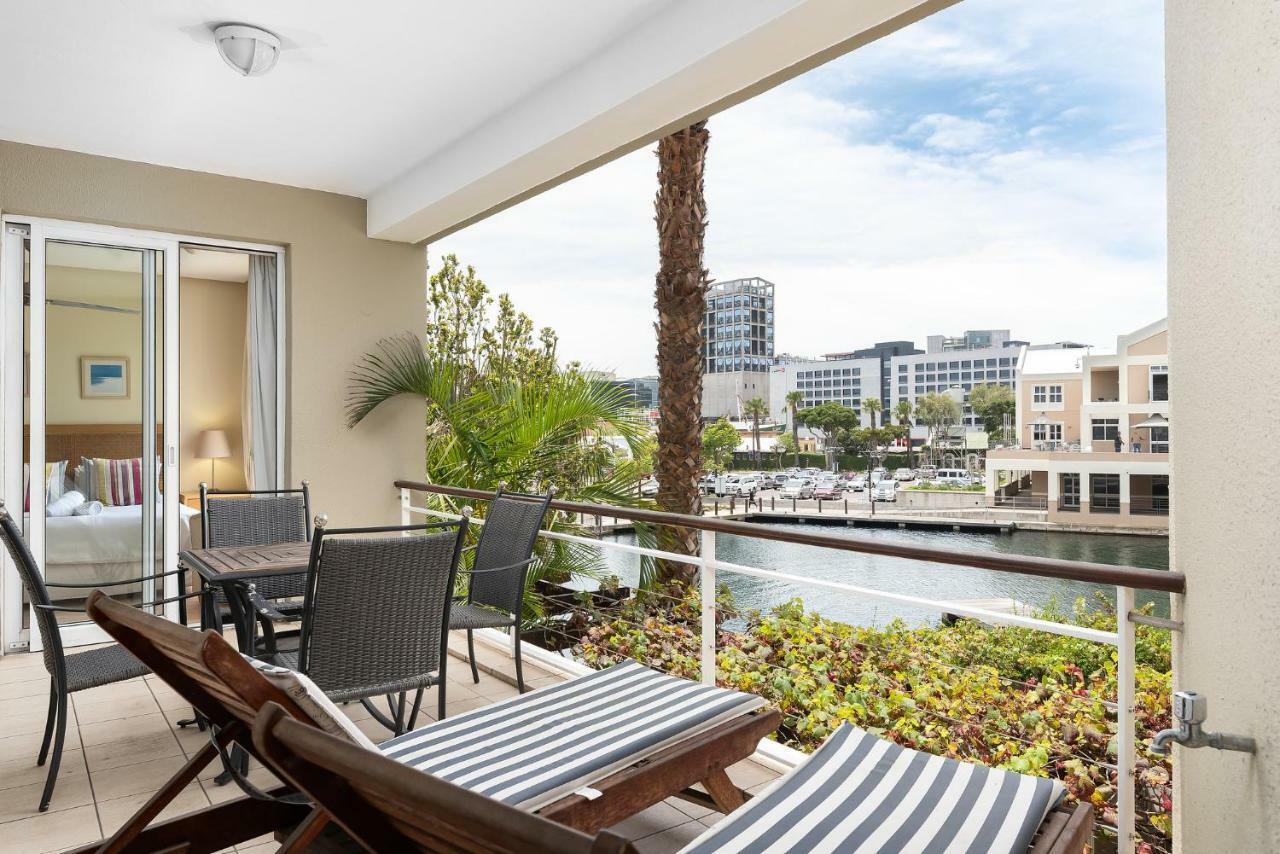 V An A Waterfront, Harbour Bridge. Apartment Cape Town