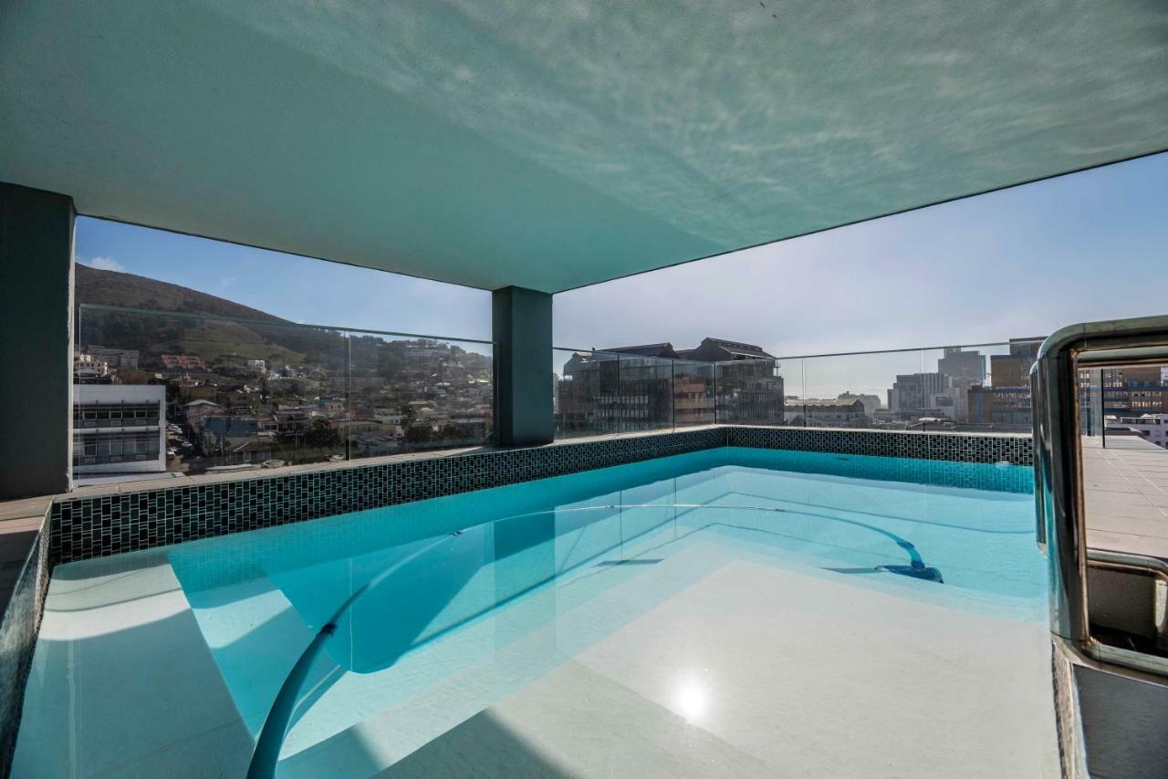 1005 The Sentinel Apartment Cape Town