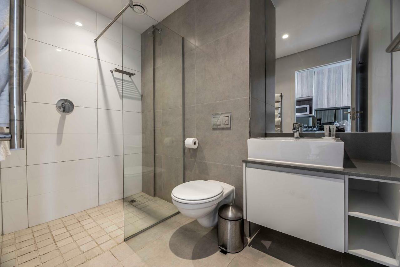 Apartment 1005 The Sentinel Cape Town