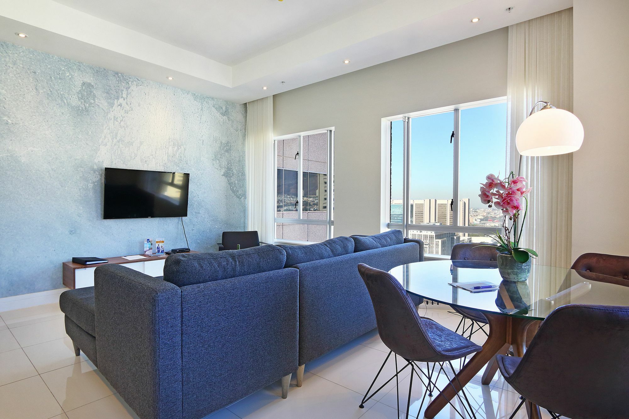 Triangle Luxury By Totalstay Apartment *